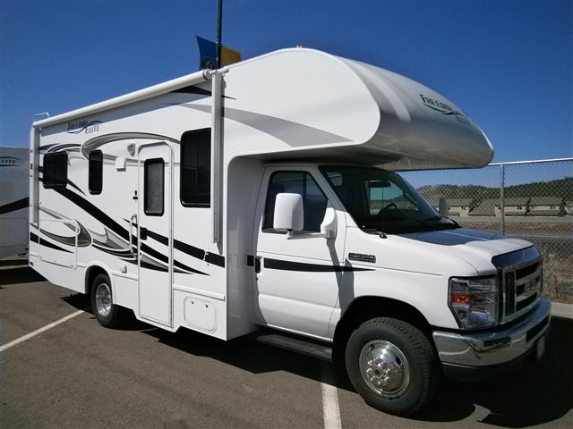 New 2013 THOR MOTOR COACH Freedom Elite 23U Class C For Sale